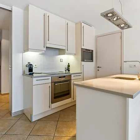 Apartament Plaza P23 *